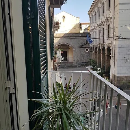 Alojamento de Acomodação e Pequeno-almoço Dreaming Of Nápoles